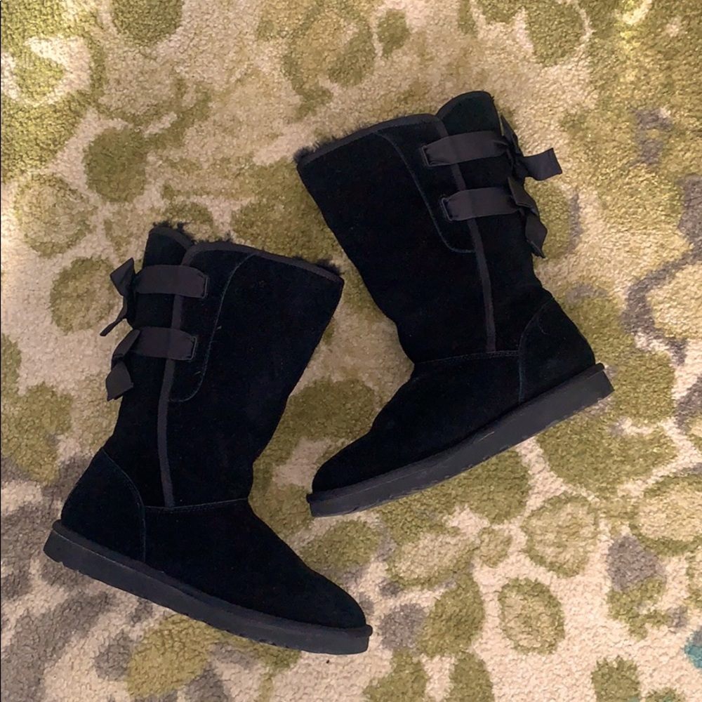 Black Bailey Bow Ugg boots - Picture 1 of 3